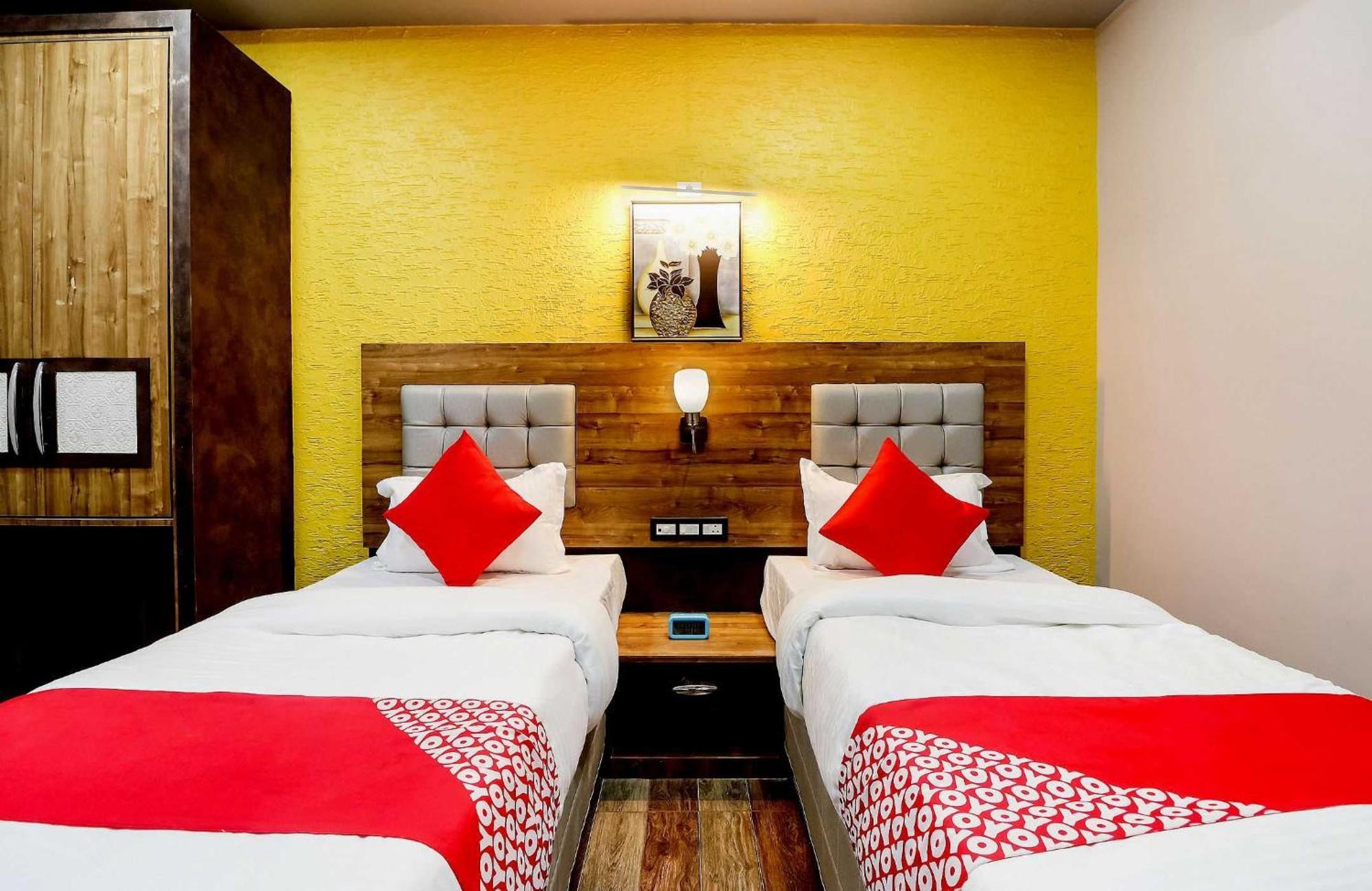 Super Hotel O Padma Manor Brahmapur Exterior foto